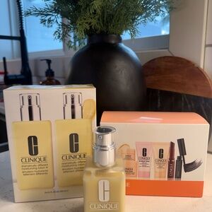 Clinique Dramatically Different Moisturizing Lotion Lot + Gift Set